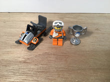 Load image into Gallery viewer, LEGO® WORLD RACERS 8863 Blizzard's Peak
