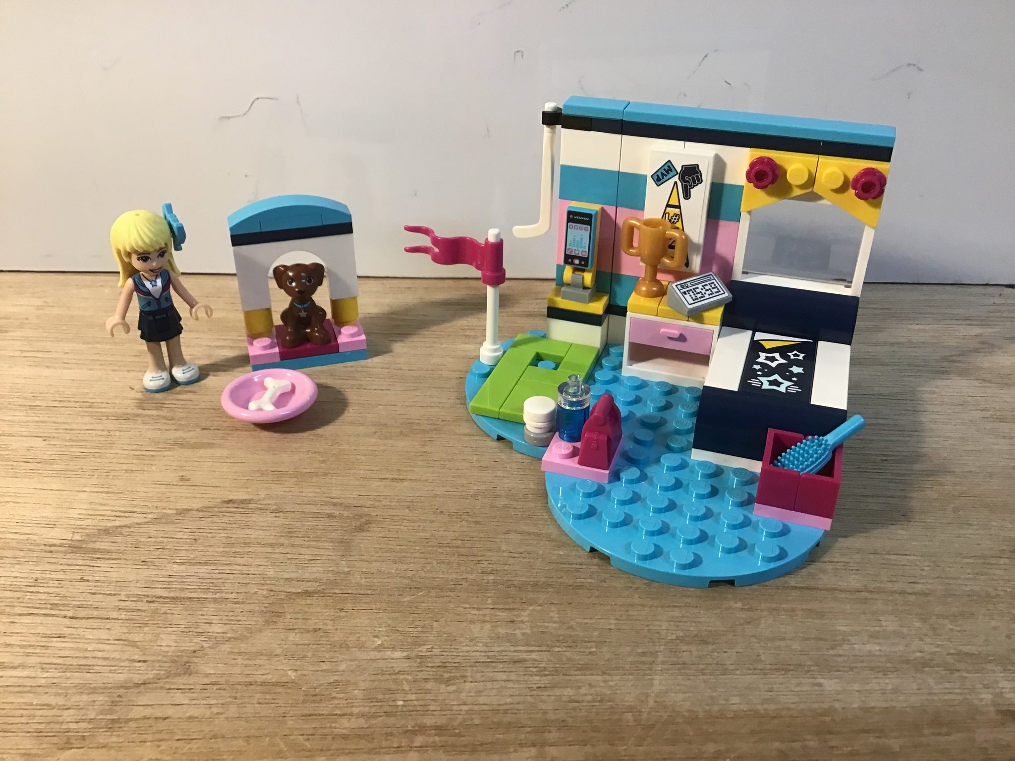 LEGO Stephanie's Bedroom Set 41328