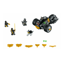 Load image into Gallery viewer, LEGO® SUPER HEROES DC 76110 The Attack of the Talons